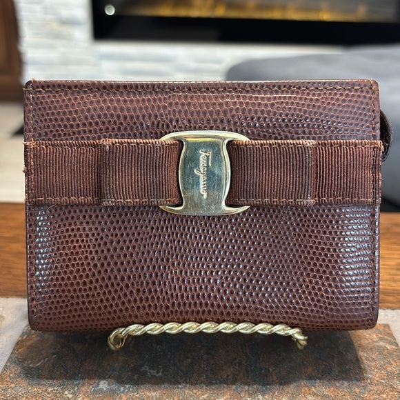 Vintage Salvatore Ferragamo Vala Ribbon Pouch/Key Chain - Picture 1 of 9